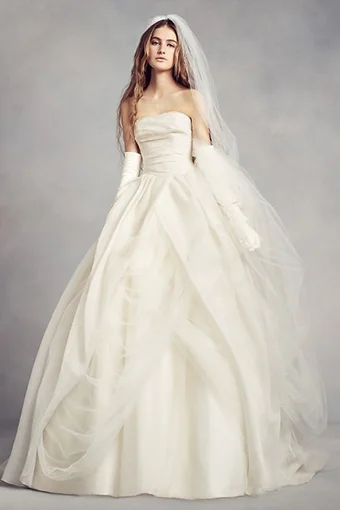 Rent: Vera Wang WHITE - Textured Organza Wedding Gown