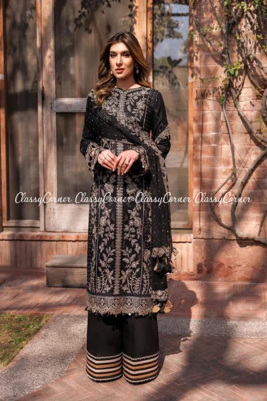 Black Lawn Pakistani Salwar Kameez