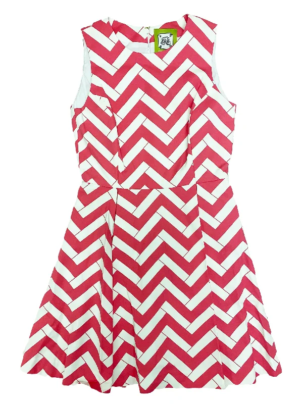 Elizabeth Mckay Women's HK Dress 4 Bubblegum Chevron