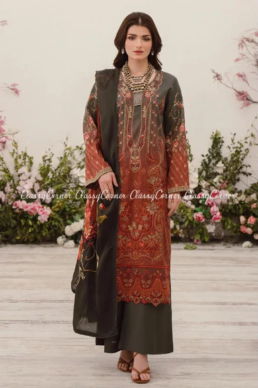 Pakistani Lawn 3PC Suit