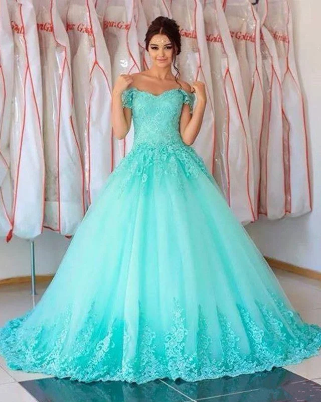 Tulle Ball Gown Off The Shoulder Quinceanera Dresses Lace Embroidery