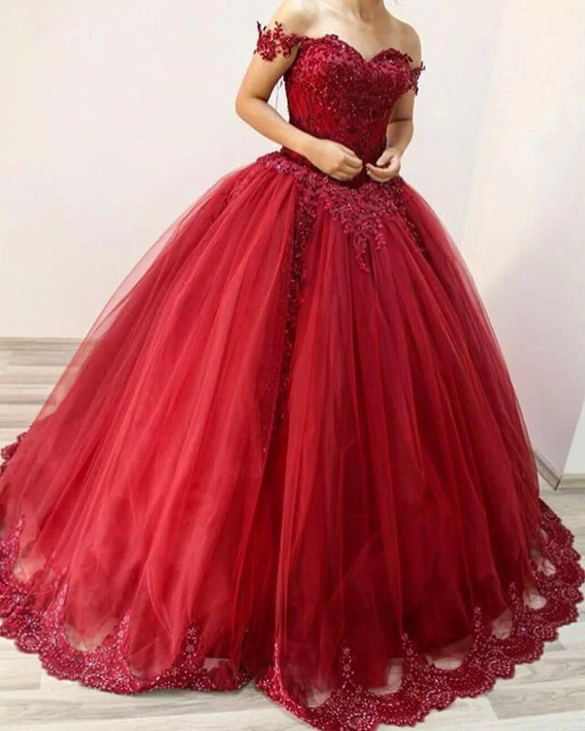 Burgundy Tulle Ball Gown Lace Appliques Dress